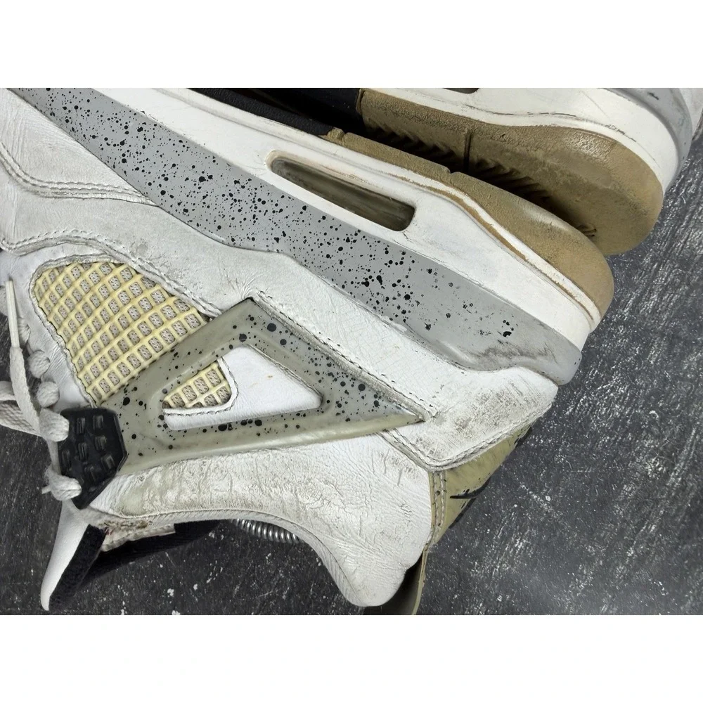 Jordan Air Jordan 4 Retro OG White Cement Mid Top Lace Up 2016 840606-192 Sz 9.5